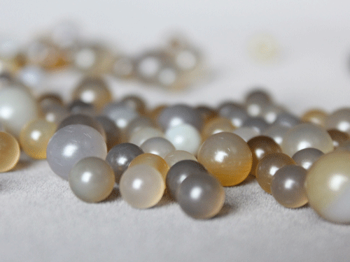 Agate ball media for laboratory ball milling