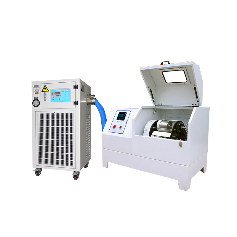 Low temperature planetary grinding machine