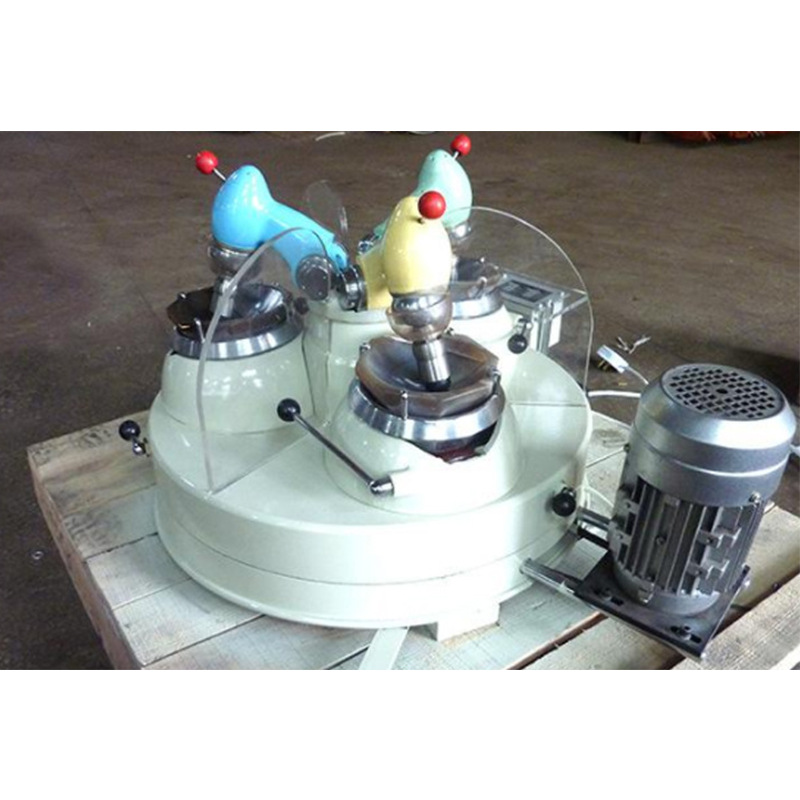 agate grinder with three working stations