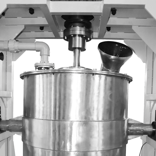 Production type stirred ball mill