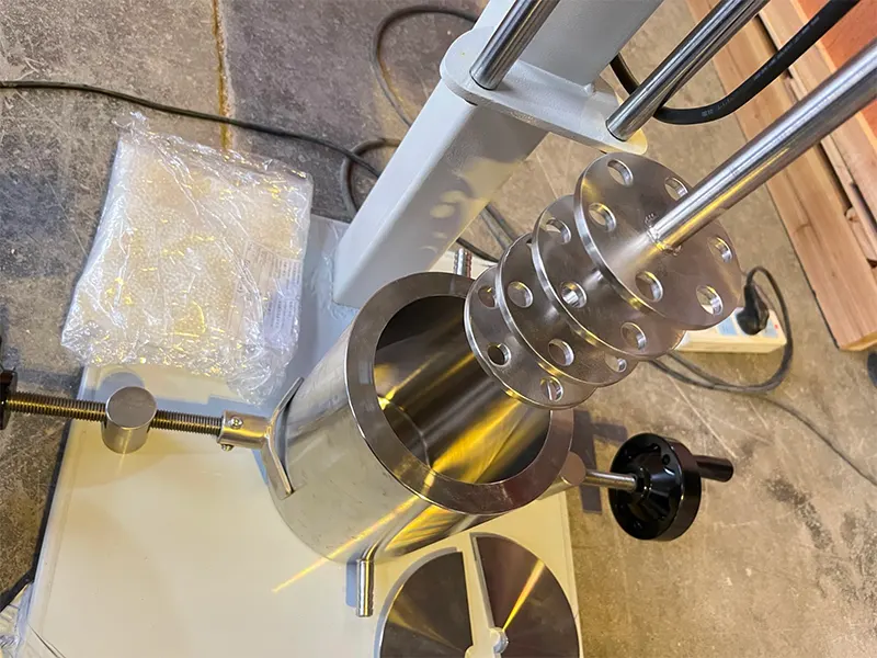 Laboratory sand mill